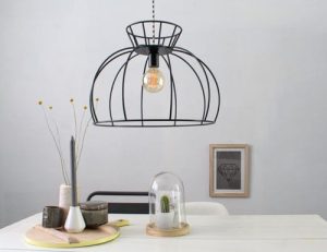 Crinoline-draadlamp-opvallend-hip