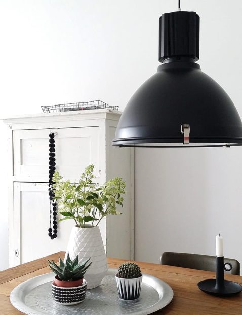 Industriële fabriekslamp Steinhauer Warbier zwart