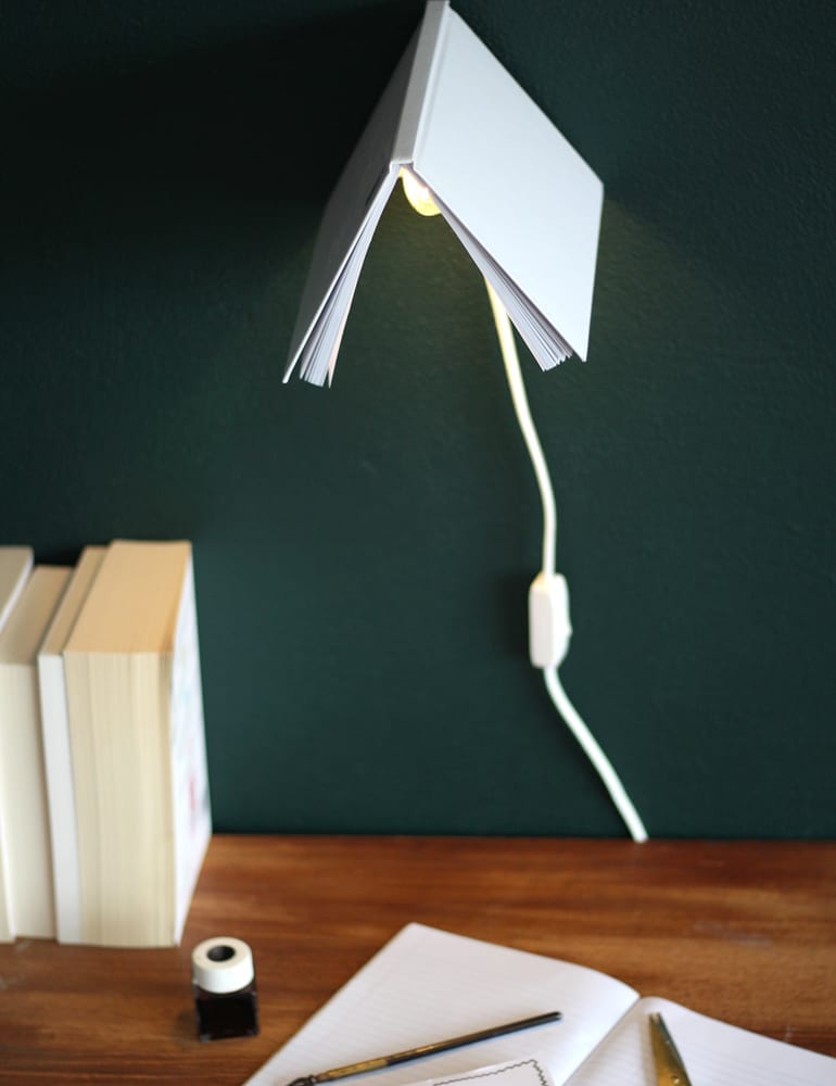 boekenhouder wandlamp leitmotiv wit