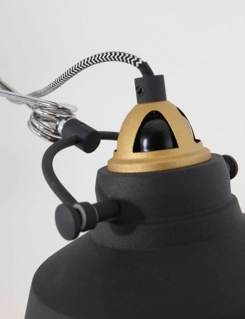 goud-en-zwartkleurige-wandlamp
