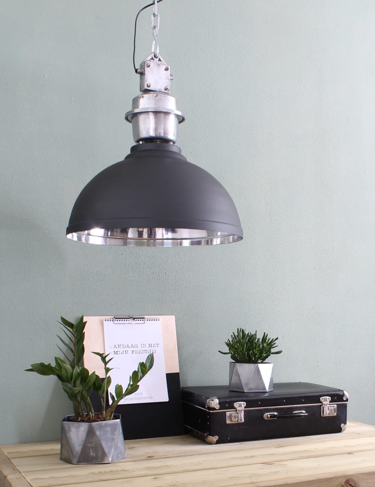 grote industriele fabriekslamp antraciet