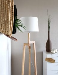 Staande schemerlamp driepoot Mexlite Sabi hout
