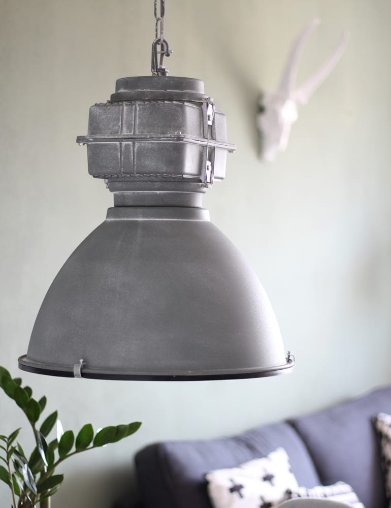 stoere fabriekslamp grijs met glasplaat