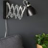 uitschuifbare wandlamp zwart
