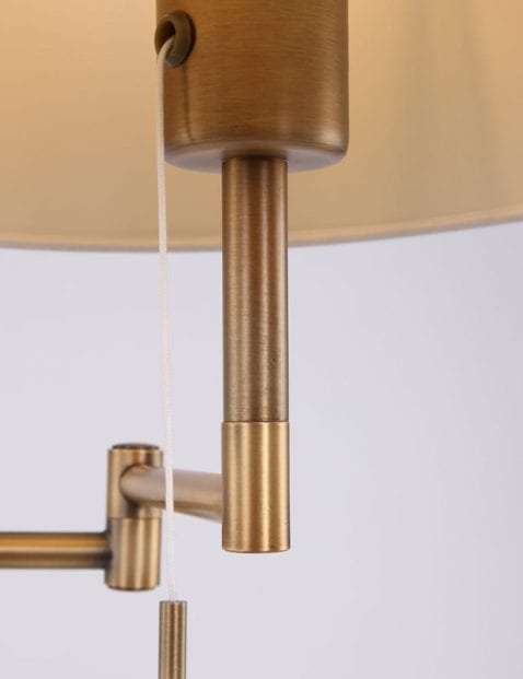 vloerlamp-met-trekkoord
