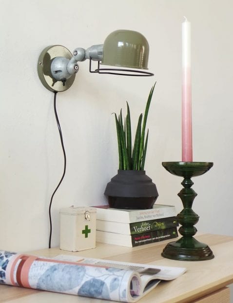 wandlamp-jikke-industrieel-groen-stoer