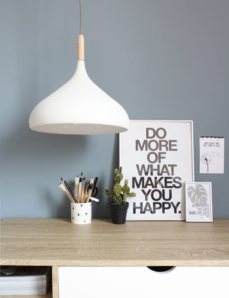 witte-scandinavische-hanglamp-met-hout_1