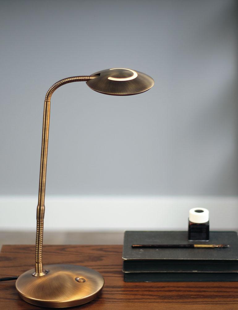 heelal neus Leeds Bronzen design bureaulamp Steinhauer Zenith LED - Directlampen.nl