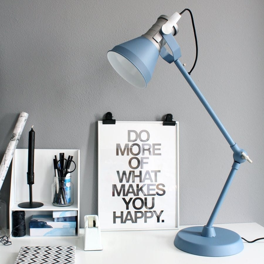 blauwe bureaulamp brusk