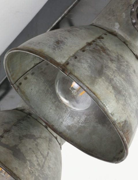 opvallende_3_lichts_plafondlamp