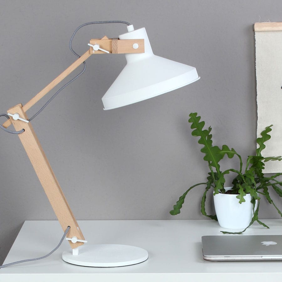 Witte-dressoirlamp-verstelbaar
