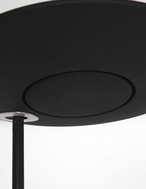 zwarte vloerlamp