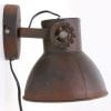 Bruine-robuuste-vintage-muurlamp-wandlamp-stoer