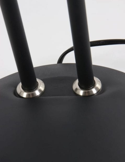 mat zwarte lamp