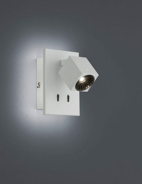 Witte-kantelbare-wandlamp-2