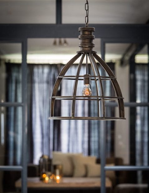 Stoere-zwarte-hanglamp-1