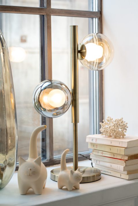 klassieke-gouden-poot-voor-tafellamp-twee-lichtpunten-jolipa-yuks-8