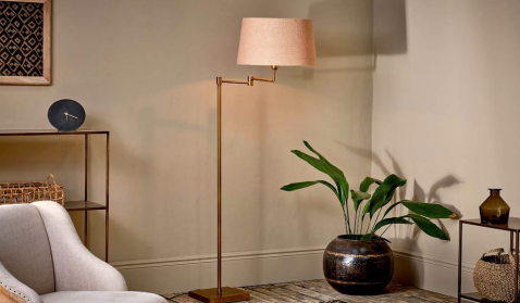 klassieke-roze-met-gouden-vloerlamp-nkuku-kara-1