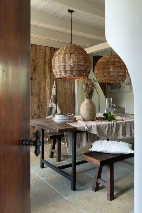 landelijke-ronde-rotan-hanglamp-jolipa-spencer-1