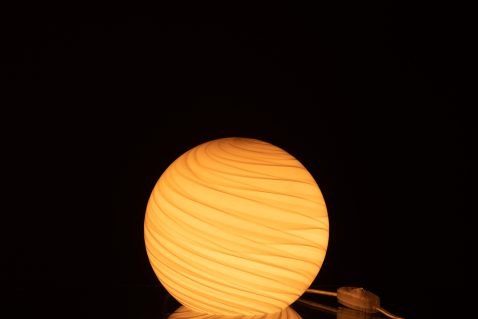 moderne-wit-met-bruine-tafellamp-jolipa-dany-2