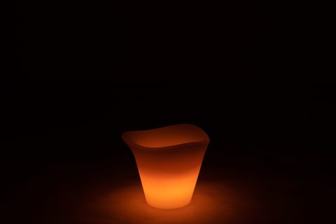 moderne-witte-tafellamp-melkglas-jolipa-ice-bucket-4