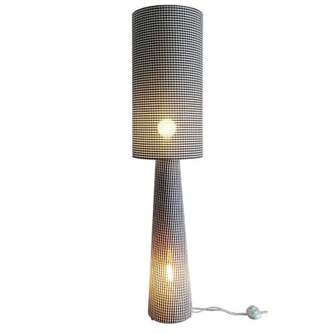 moderne-zwarte-fijnmazige-tafellamp-opjet-saturne-1
