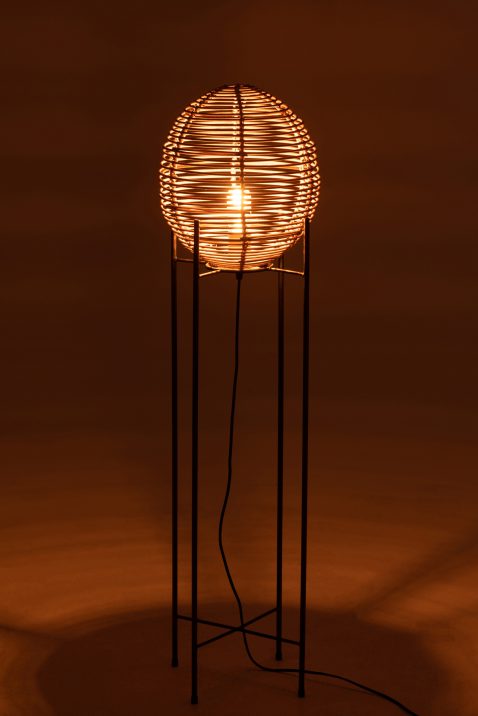 rustieke-houten-vloerlamp-met-zwart-jolipa-callie-2
