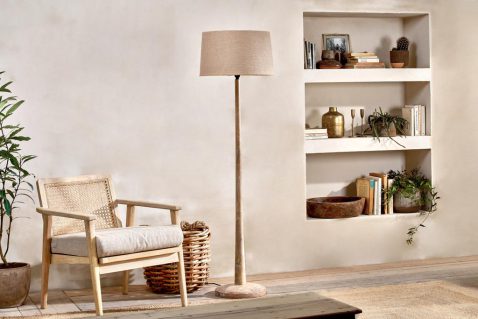rustieke-ronde-beige-vloerlamp-nkuku-sahar-1