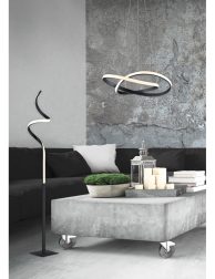 industrieel-design-zwarte-vloerlamp-reality-course-r42051132-1