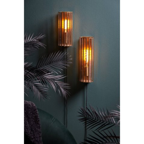 messing-wandlamp-met-glas-light-and-living-stroeby-1