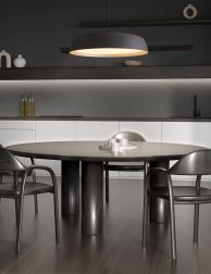 moderne-hanglamp-zwart-met-gouden-binnenkant-hanglamp-steinhauer-mykty-goud-en-zwart-3689zw-1