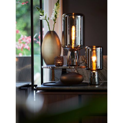 retro-witte-rookglazen-tafellamp-met-goud-light-and-living-lotta-1