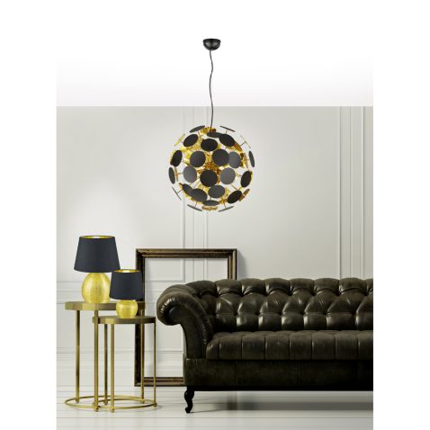 Vintage classic elegant living room with tufted leather sofa