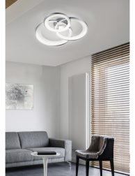 Apartment with wooden blinds