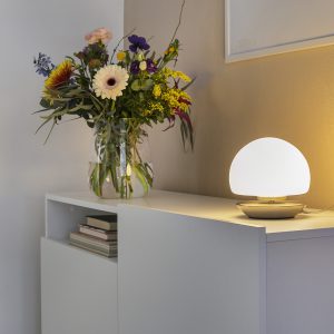 Moderne glazen metalen stalen tafellamp Steinhauer Ancilla