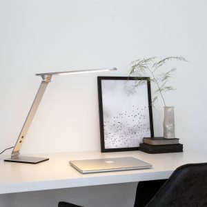 Dimbare bureaulamp Steinhauer Serenade led