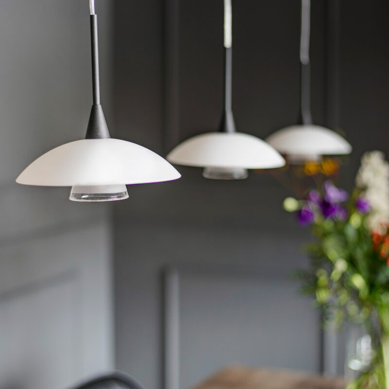 steinhauer-hanglamp-tallerken-zwart-glasmetaal-ø18cm-g9-2655zw-1