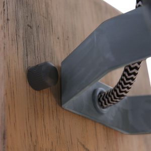 annelighting-spot-guersey-grijs-houtmetaal-opbouwspot-e27-1578gr-1