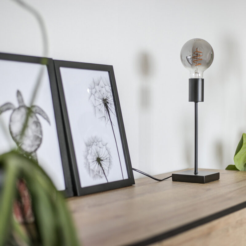 Trendy zwarte metalen tafellamp Mexlite Minimalics - Afbeelding 4