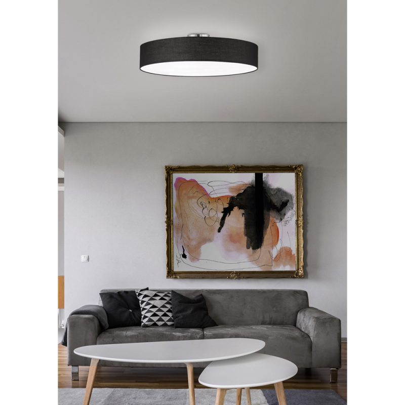 moderne-nikkel-met-zwarte-plafondlamp-hotel-603900502-2