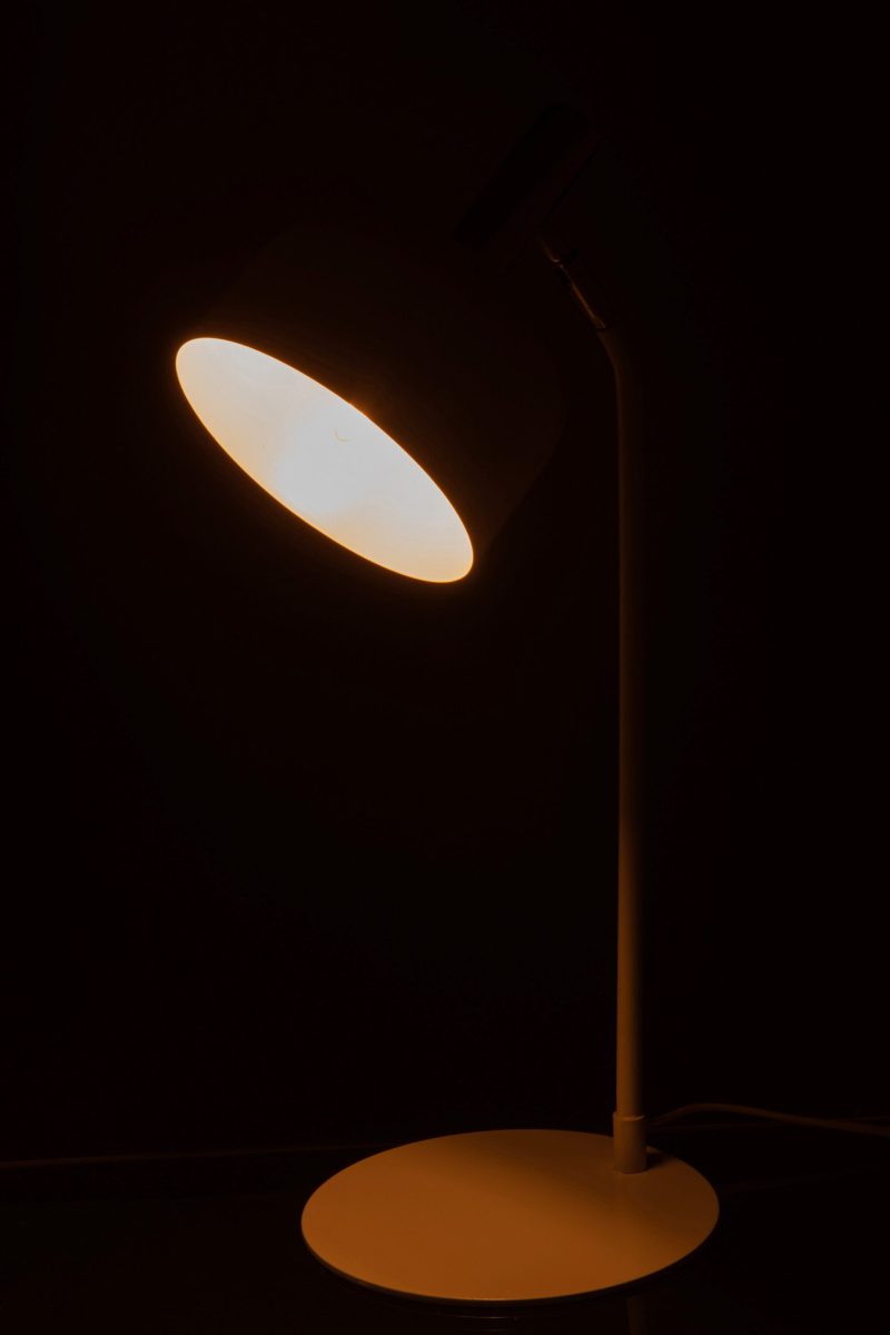 moderne-witte-tafellamp-stelbaar-jolipa-tilt-38017-3