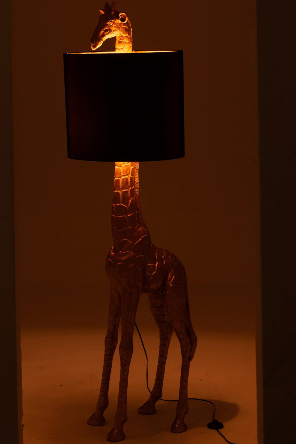 Moderne zwart gouden vloerlamp giraf Jolipa Giraffe - Afbeelding 4