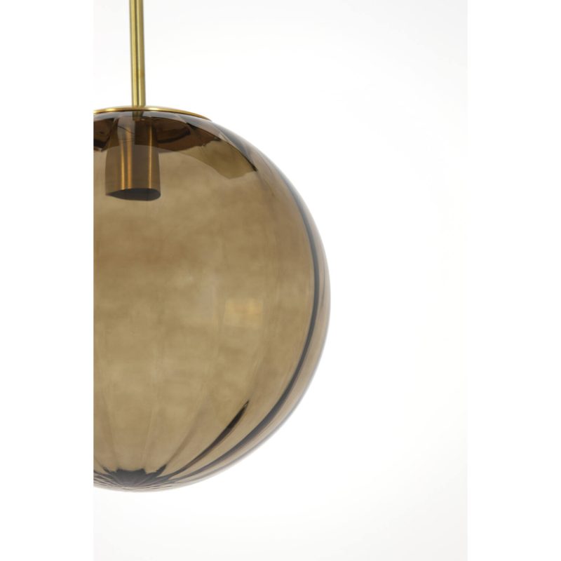 retro-rookglazen-bol-hanglamp-met-goud-light-and-living-magdala-2957282-2