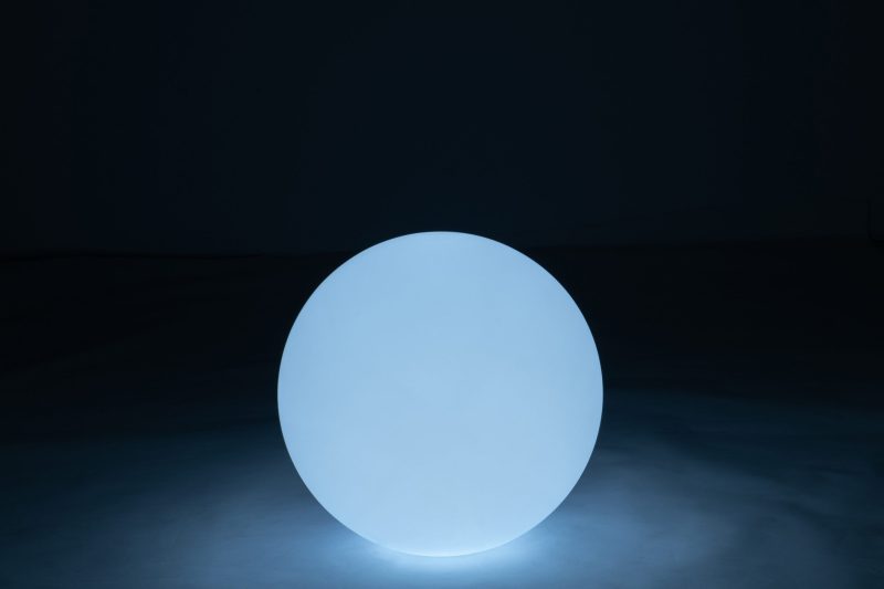 Ronde witte bol tafellamp Jolipa Abbey - Afbeelding 4