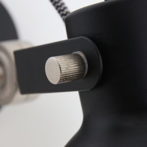 mexlite-wandlamp-cera-zwart-metaal-bedlampje-e14-7647zw-1