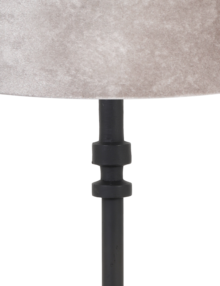 zwarte-lampenvoet-met-zilveren-lampenkap-light-en-living-howell-8271zw-2