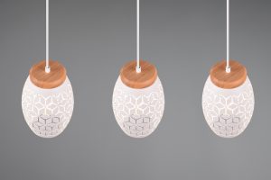 moderne-witte-hanglamp-drie-lampenkappen-reality-bidar-r31573031-1