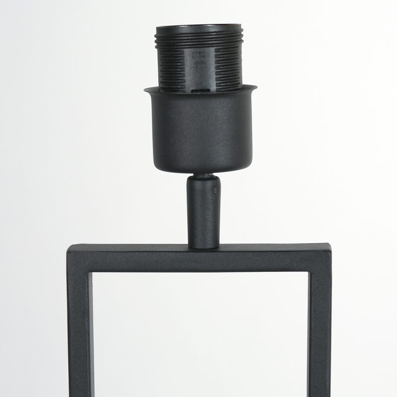 moderne-zwarte-tafellamp-met-rieten-lampenkap-steinhauer-stang-3856zw-3