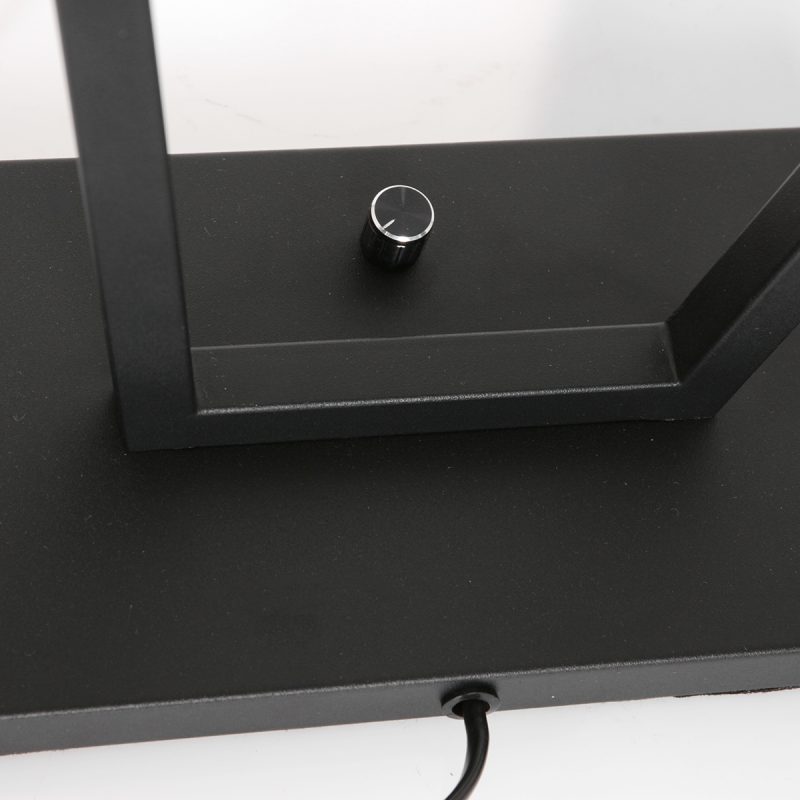 zwarte-design-tafellamp-met-rieten-lampenkap-steinhauer-stang-3751zw-12