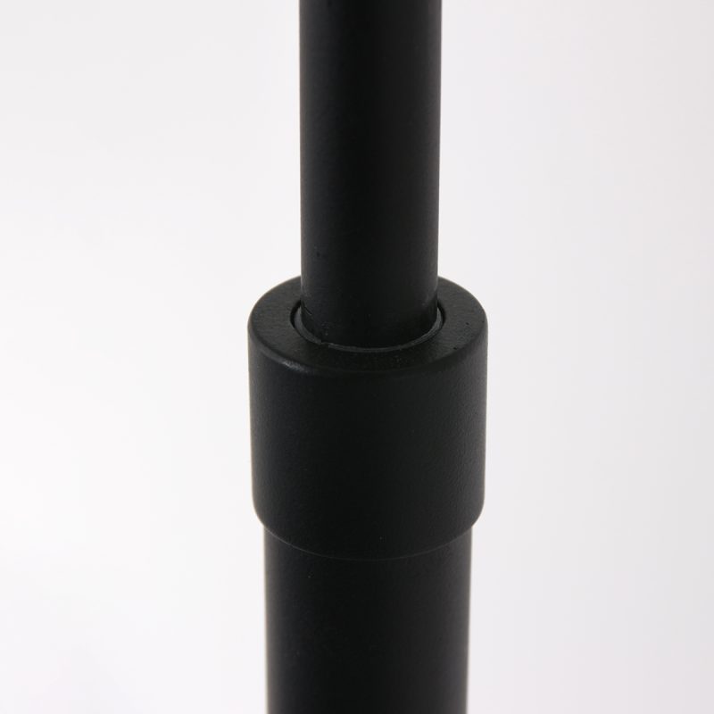 zwarte-moderne-booglamp-met-rieten-kap-steinhauer-prestige-chic-3792zw-9